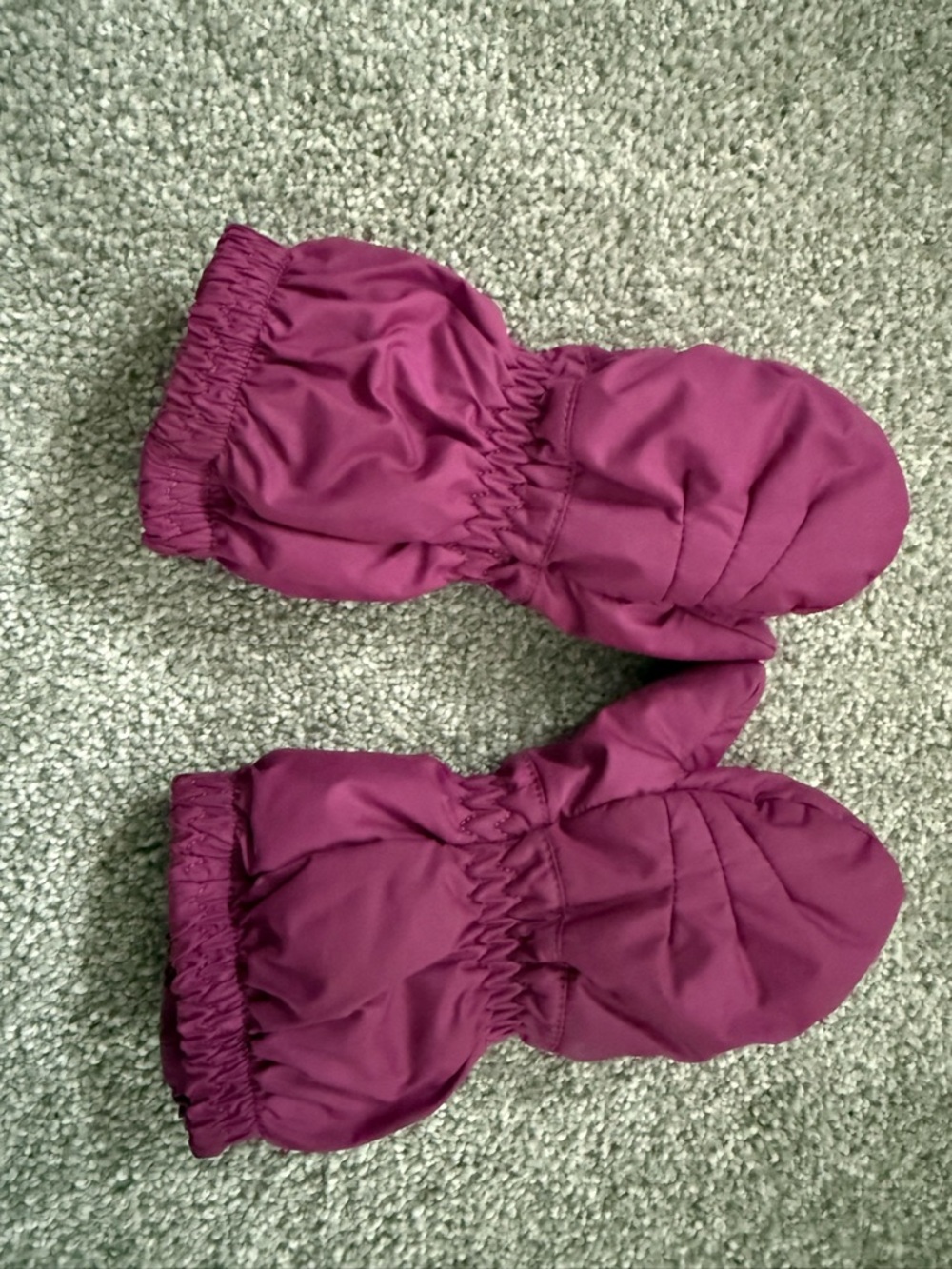 Patagonia Kids Mittens in Plum